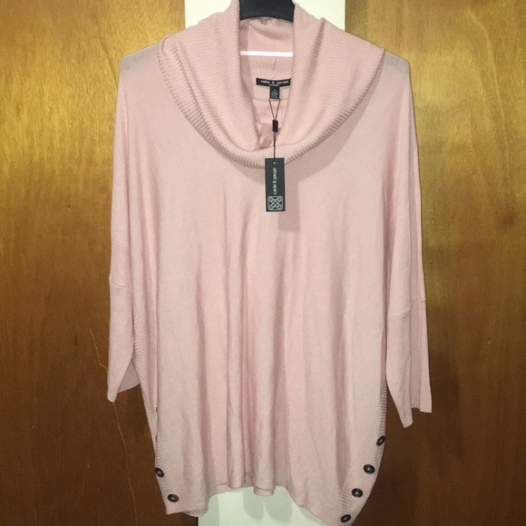 🌸NWT Cable & Gauge Pink Button Detailed Sweater - Picture 9 of 11